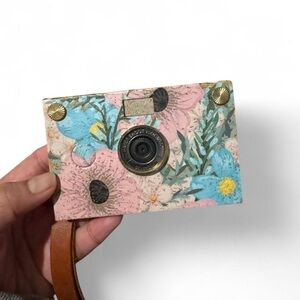 Floral Pattern Simulated Camera with Leather Strap